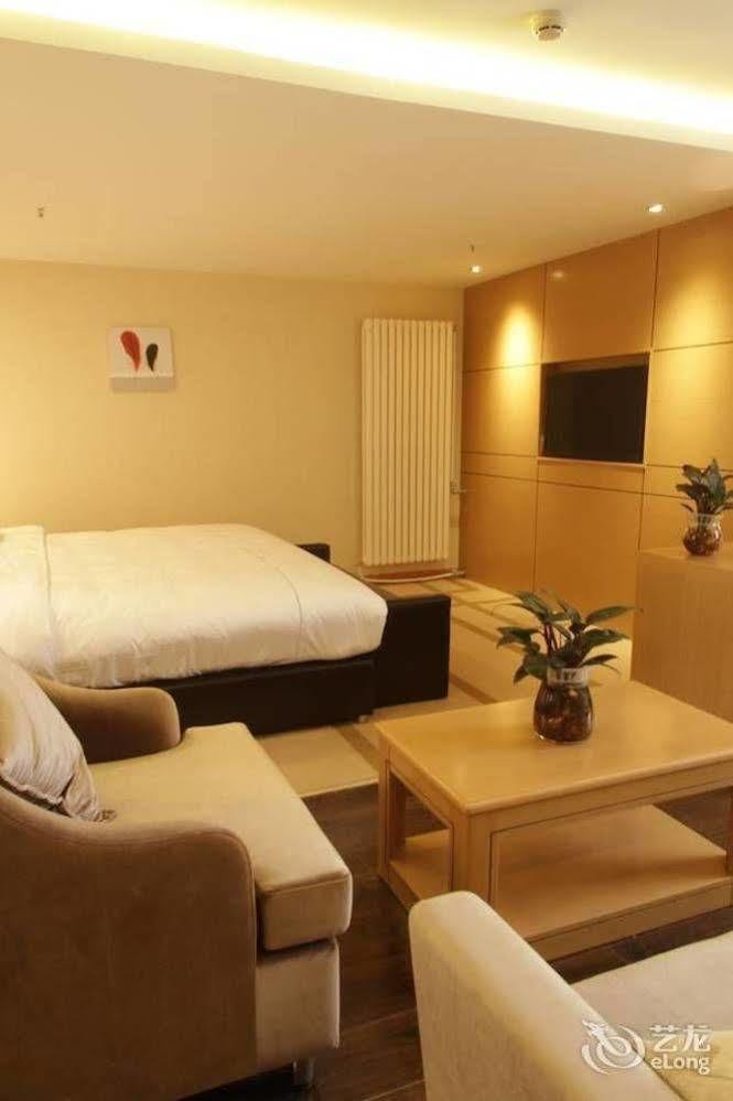 Hotel Red 3*