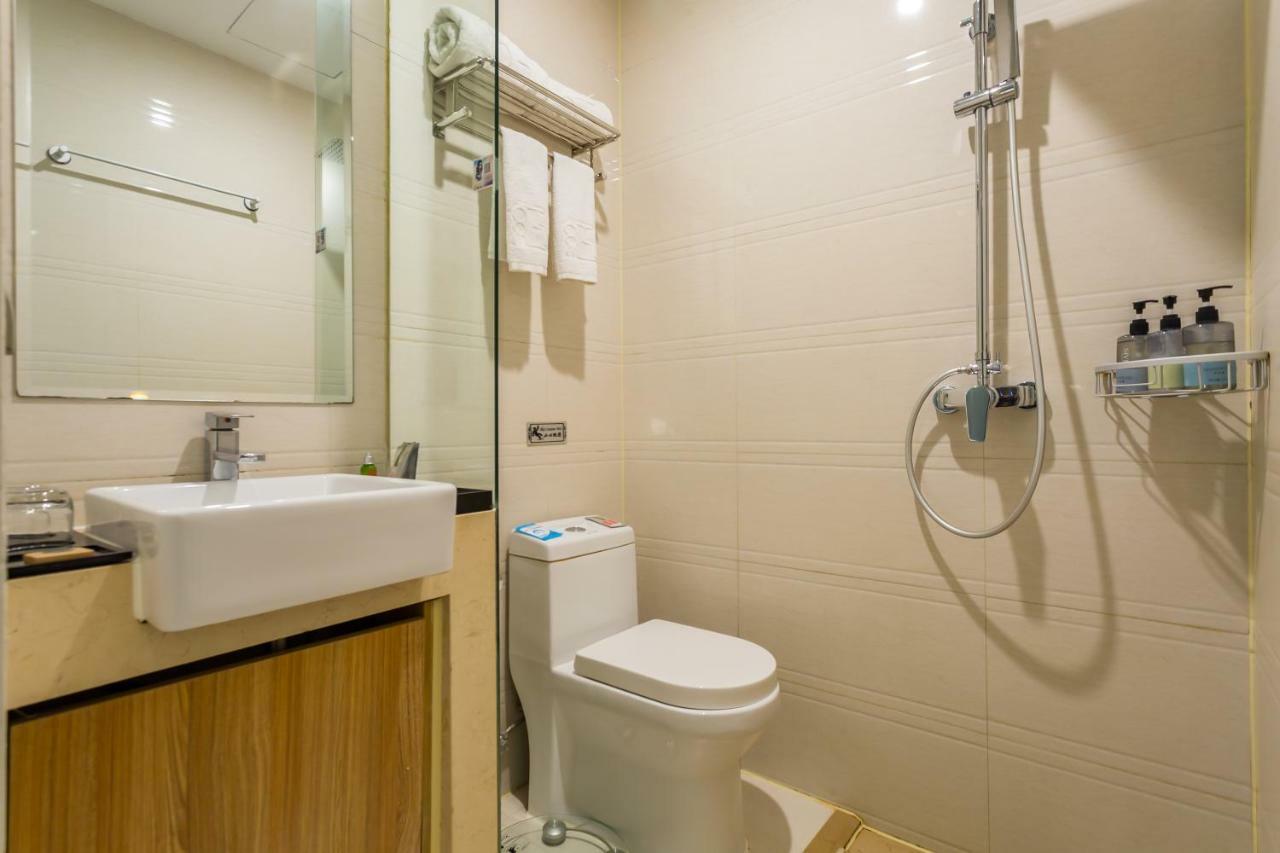 Hotel Red 3*