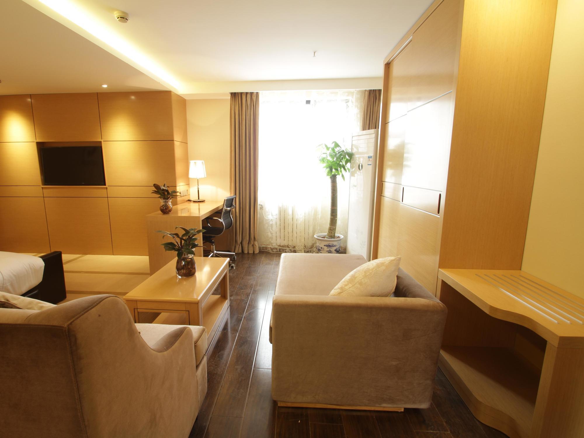 Jingli Hongyizhan Sanlitun Hotel Pequim