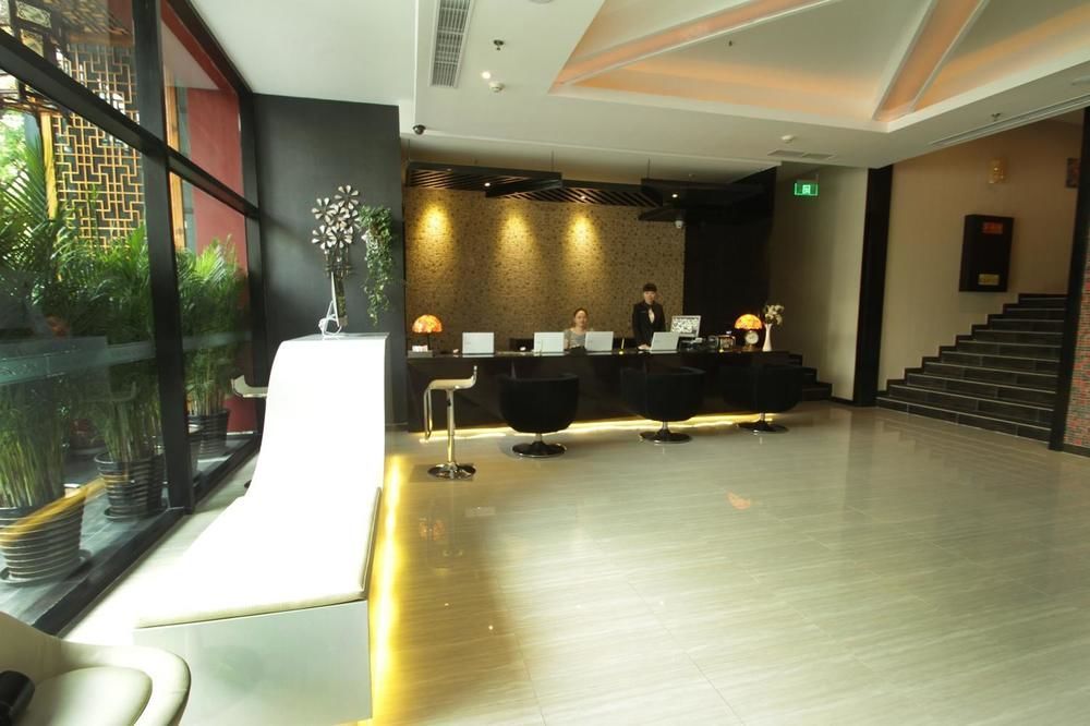 Jingli Hongyizhan Sanlitun 3* Pequim