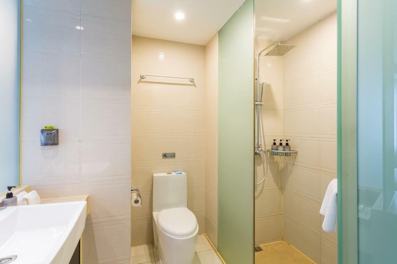 Jingli Hongyizhan Sanlitun Hotel Pequim